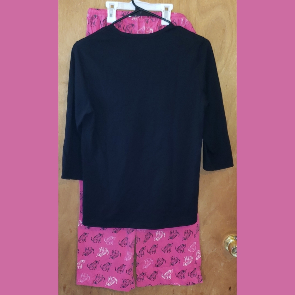 Womens Pajama Set Size: Small (4-6) - Picture 2 of 8
